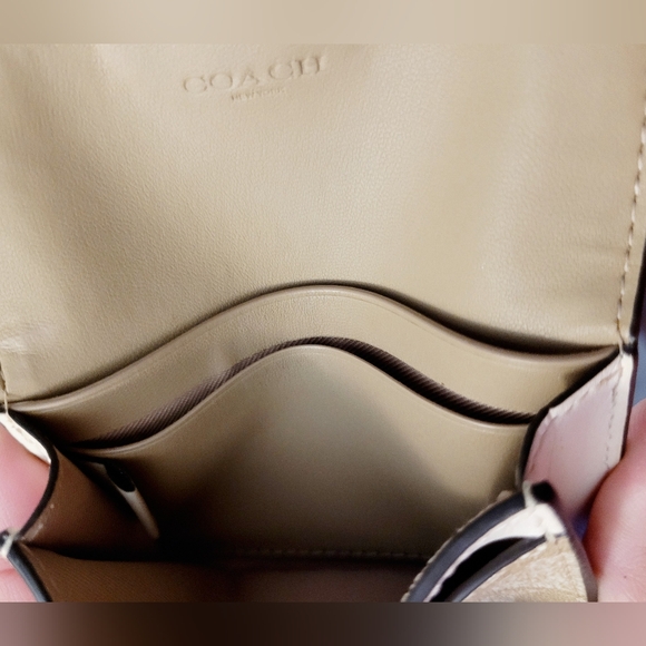 Coach Women's Mini Cream and Tan Wallet In Signature Leather Design - Picture 7 of 10